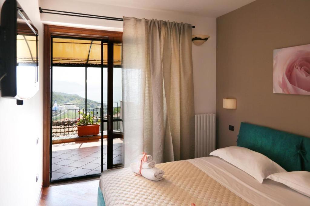 Casa Rosaria Amalfi Coast Bed and Breakfast Vietri Eksteriør billede
